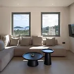 Villa Stone