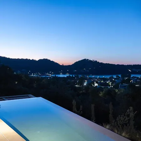Villa Stone